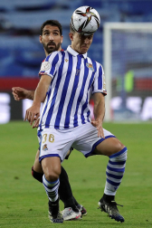 La Real Sociedad se proclamó campeona de la Copa del Rey de la pasada temporada, aplazada por la pandemia de coronavirus, al ganar por 0-1 al Athletic Club con un gol de penalti marcado por Mikel Oyarzábal.