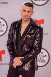 Galería de fotos de la alfombra roja de los Latin American Music Awards, en los que ha triunfado Bad Bunny.