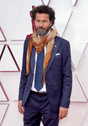 Galería de fotos de la alfombra roja de los Premios Oscar 2021, que este año han recuperado la presencialidad
