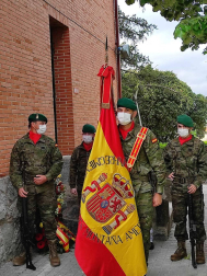 La ministra de Defensa, Margarita Robles, visita el Regimiento de Infantería 'América' 66 de Cazadores de Montaña, al que pertenecía el cabo Francisco Pérez, fallecido por trombosis días después de haber sido vacunado con AstraZeneca.