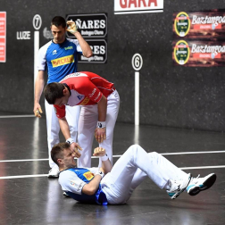 El vízcaino y el navarro se impusieron a Peña y Albisu por 22-7 en el frontón Bizkaia