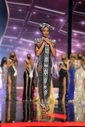 Un hotel de Miami acogió la gala de elección de la mujer más bella del mundo, en una ceremonia en la que Andrea Meza, de México, fue la vencedora.