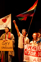 Imágenes de la obra de teatro "Pride" del IES Plaza de la Cruz