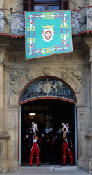 Imágenes de la Función de las Cinco Llagas en la Semana Santa de Pamplona 2022