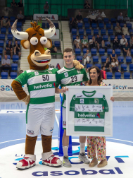 Fotos del Helvetia Anaitasuna-Logroño