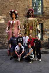 Visita a Barcelona de los gigantes de Tafalla.