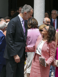 Fotos de la salida de los miembros de la familia real tras la confirmación de la infanta Sofía en la iglesia de la Asunción de Nuestra Señora, en el distrito madrileño de Aravaca.