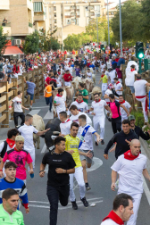 Imagen del primer encierro de las fiestas de Tudela 2023./