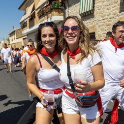 Fotos del inicio de fiestas en Santacara.