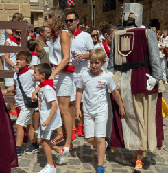 Fotos del cohete de fiestas de Artajona 2023.