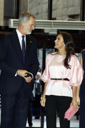 La Familia Real ha asistido en Oviedo al concierto previo a la entrega, este viernes, de los Premios Princesa de Asturias.