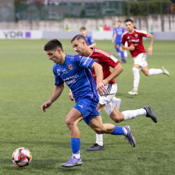 Encuentro de primera ronda de la Copa del Rey 2023/2024 entre C.D. Valle de Egüés y Teruel en el Municipal del Valle de Aranguren