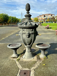 Fuente doble en Villava.