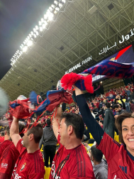 Fotos de los aficionados de Osasuna en la Supercopa de España en Riad. /
