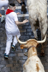 Emocionante primero encierro de los Sanfermines 2024 con toros de la ganadería La Palmosilla