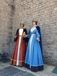 Comparsa de gigantes y cabezudos de Aoiz