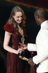Todas las fotos de la gala y la alfombra roja de los Oscar 2025