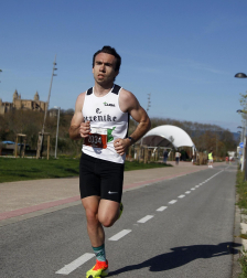 Participantes en las distintas carreras del XLVI Cross Solidario Memorial J.J. Esparza celebradas este domingo 6 de abril /