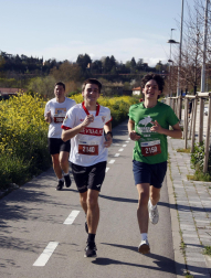 Participantes en las distintas carreras del XLVI Cross Solidario Memorial J.J. Esparza celebradas este domingo 6 de abril /