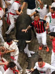 Primer encierro de San Fermín 2025.