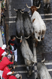 Fotos del sexto encierro de San Fermín 2025 en Pamplona. |