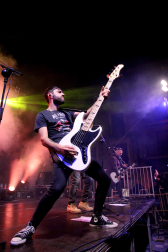 Foto del concierto del grupo de Alfredo Piedrafita (ex de Barricada) en la gira Siempre Barricada en Tudela
