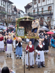 Fotos del concurso de Olentzero de Lesaka.