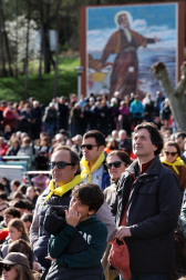 Multitudinaria celebración eucarística en la explanada del castillo de Javier este domingo, 8 de marzo