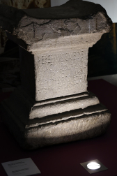 Las excavaciones de Santa Criz en Eslava con la sociedad de estudios históricos de Navarra