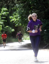 Participantes en el I Cross de Úcar disputado este domingo, 17 de mayo