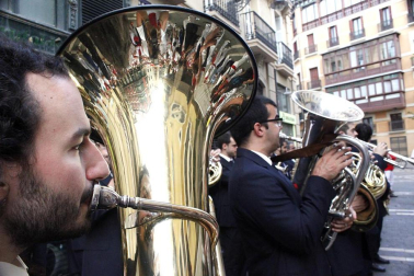 Las Dianas, por las calles de Pamplona en la mañana del 12 de julio