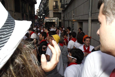 Las Dianas, por las calles de Pamplona en la mañana del 12 de julio
