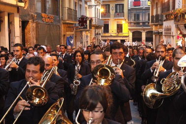 Las Dianas, por las calles de Pamplona en la mañana del 12 de julio