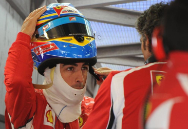 El piloto español Fernando Alonso (Ferrari) sigue demostrando que la evolución de su monoplaza va por buen camino y ha marcado este viernes el mejor registro en la primera sesión de entrenamientos libres del Gran Premio de Alemania, una vez más marcado de cerca por los Red Bull de Sebastian Vettel y Mark Webber.