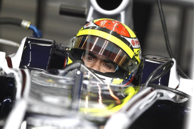 El piloto español Fernando Alonso (Ferrari) sigue demostrando que la evolución de su monoplaza va por buen camino y ha marcado este viernes el mejor registro en la primera sesión de entrenamientos libres del Gran Premio de Alemania, una vez más marcado de cerca por los Red Bull de Sebastian Vettel y Mark Webber.