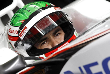 El piloto español Fernando Alonso (Ferrari) sigue demostrando que la evolución de su monoplaza va por buen camino y ha marcado este viernes el mejor registro en la primera sesión de entrenamientos libres del Gran Premio de Alemania, una vez más marcado de cerca por los Red Bull de Sebastian Vettel y Mark Webber.