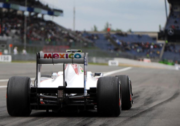 El piloto español Fernando Alonso (Ferrari) sigue demostrando que la evolución de su monoplaza va por buen camino y ha marcado este viernes el mejor registro en la primera sesión de entrenamientos libres del Gran Premio de Alemania, una vez más marcado de cerca por los Red Bull de Sebastian Vettel y Mark Webber.