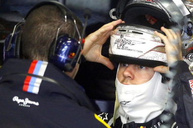 El piloto español Fernando Alonso (Ferrari) sigue demostrando que la evolución de su monoplaza va por buen camino y ha marcado este viernes el mejor registro en la primera sesión de entrenamientos libres del Gran Premio de Alemania, una vez más marcado de cerca por los Red Bull de Sebastian Vettel y Mark Webber.
