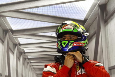El piloto español Fernando Alonso (Ferrari) sigue demostrando que la evolución de su monoplaza va por buen camino y ha marcado este viernes el mejor registro en la primera sesión de entrenamientos libres del Gran Premio de Alemania, una vez más marcado de cerca por los Red Bull de Sebastian Vettel y Mark Webber.