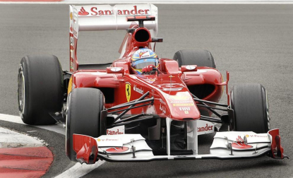 El piloto español Fernando Alonso (Ferrari) sigue demostrando que la evolución de su monoplaza va por buen camino y ha marcado este viernes el mejor registro en la primera sesión de entrenamientos libres del Gran Premio de Alemania, una vez más marcado de cerca por los Red Bull de Sebastian Vettel y Mark Webber.