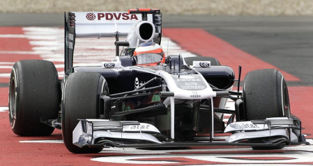 El piloto español Fernando Alonso (Ferrari) sigue demostrando que la evolución de su monoplaza va por buen camino y ha marcado este viernes el mejor registro en la primera sesión de entrenamientos libres del Gran Premio de Alemania, una vez más marcado de cerca por los Red Bull de Sebastian Vettel y Mark Webber.