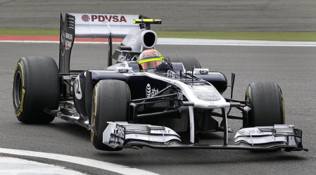 El piloto español Fernando Alonso (Ferrari) sigue demostrando que la evolución de su monoplaza va por buen camino y ha marcado este viernes el mejor registro en la primera sesión de entrenamientos libres del Gran Premio de Alemania, una vez más marcado de cerca por los Red Bull de Sebastian Vettel y Mark Webber.