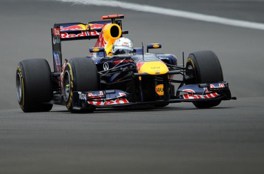 El piloto español Fernando Alonso (Ferrari) sigue demostrando que la evolución de su monoplaza va por buen camino y ha marcado este viernes el mejor registro en la primera sesión de entrenamientos libres del Gran Premio de Alemania, una vez más marcado de cerca por los Red Bull de Sebastian Vettel y Mark Webber.