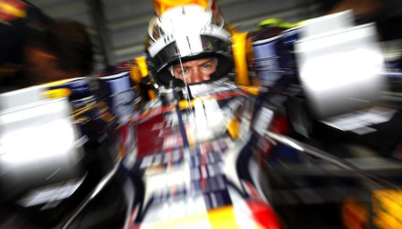 El piloto español Fernando Alonso (Ferrari) sigue demostrando que la evolución de su monoplaza va por buen camino y ha marcado este viernes el mejor registro en la primera sesión de entrenamientos libres del Gran Premio de Alemania, una vez más marcado de cerca por los Red Bull de Sebastian Vettel y Mark Webber.
