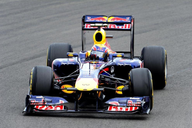 El piloto español Fernando Alonso (Ferrari) sigue demostrando que la evolución de su monoplaza va por buen camino y ha marcado este viernes el mejor registro en la primera sesión de entrenamientos libres del Gran Premio de Alemania, una vez más marcado de cerca por los Red Bull de Sebastian Vettel y Mark Webber.