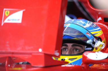 El piloto español Fernando Alonso (Ferrari) sigue demostrando que la evolución de su monoplaza va por buen camino y ha marcado este viernes el mejor registro en la primera sesión de entrenamientos libres del Gran Premio de Alemania, una vez más marcado de cerca por los Red Bull de Sebastian Vettel y Mark Webber.