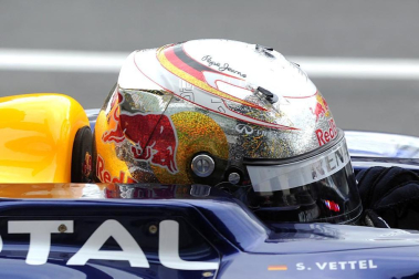 El piloto español Fernando Alonso (Ferrari) sigue demostrando que la evolución de su monoplaza va por buen camino y ha marcado este viernes el mejor registro en la primera sesión de entrenamientos libres del Gran Premio de Alemania, una vez más marcado de cerca por los Red Bull de Sebastian Vettel y Mark Webber.