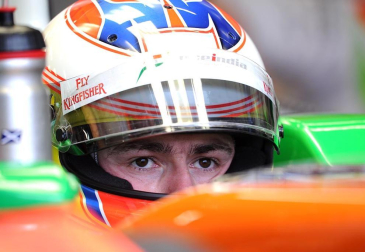 El piloto español Fernando Alonso (Ferrari) sigue demostrando que la evolución de su monoplaza va por buen camino y ha marcado este viernes el mejor registro en la primera sesión de entrenamientos libres del Gran Premio de Alemania, una vez más marcado de cerca por los Red Bull de Sebastian Vettel y Mark Webber.