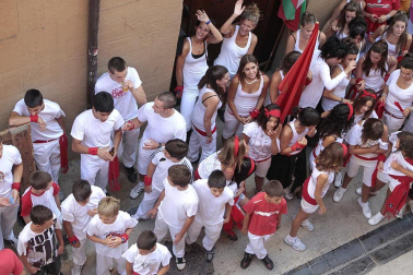 Chupinazo en las fiestas de Lumbier