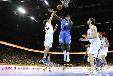 Final del Eurobasket de Lituania 2011 disputada entre España y Francia con victoria española por 98-85.
